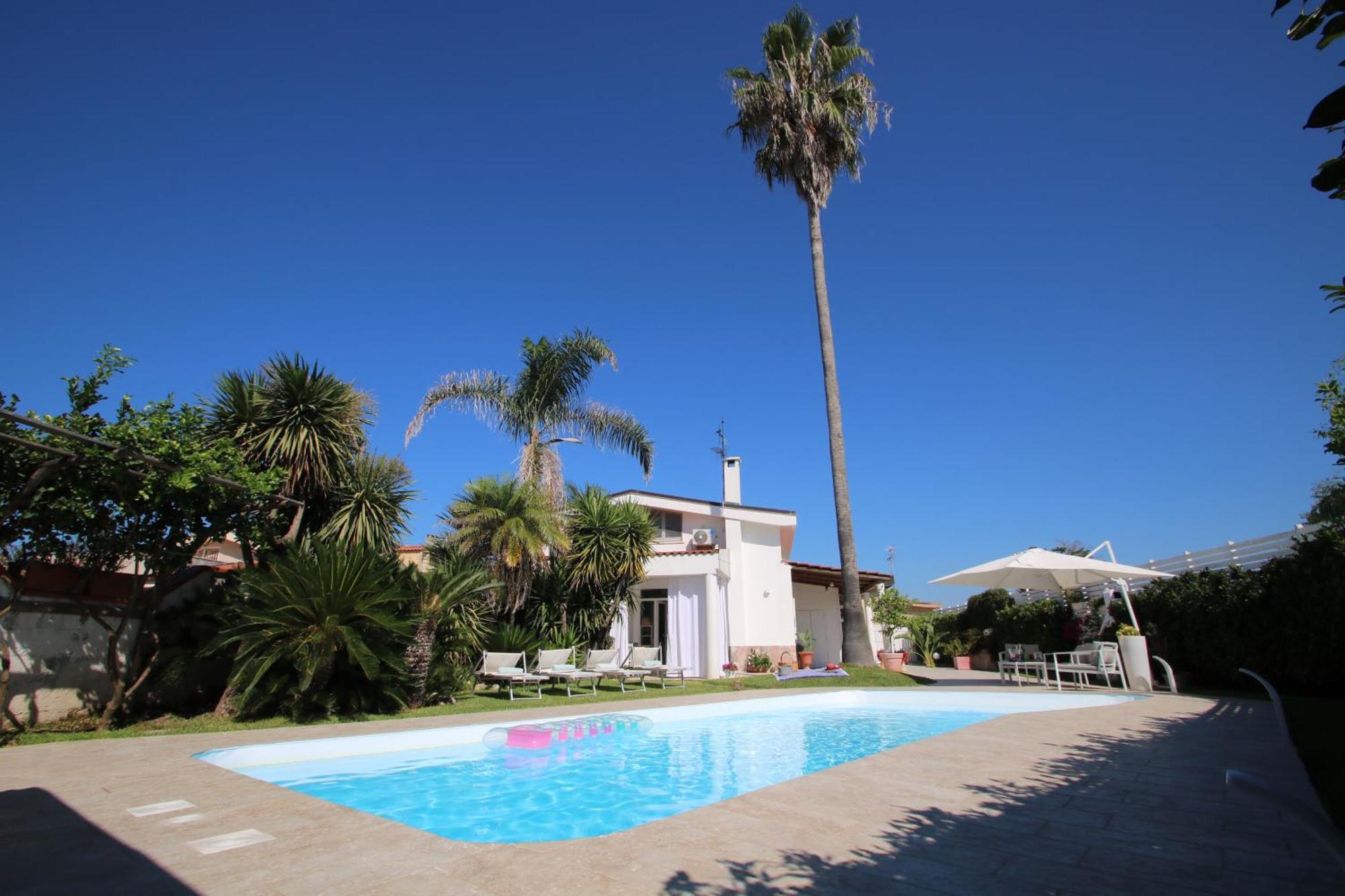 Edri Beach House - Villa Con Piscina Pontecagnano Luaran gambar